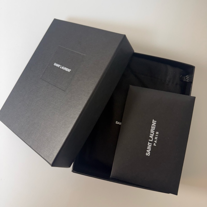 ✔️ Saint Laurent Paris YSL 聖羅蘭 魚子醬牛皮三折短夾(藕粉)-22