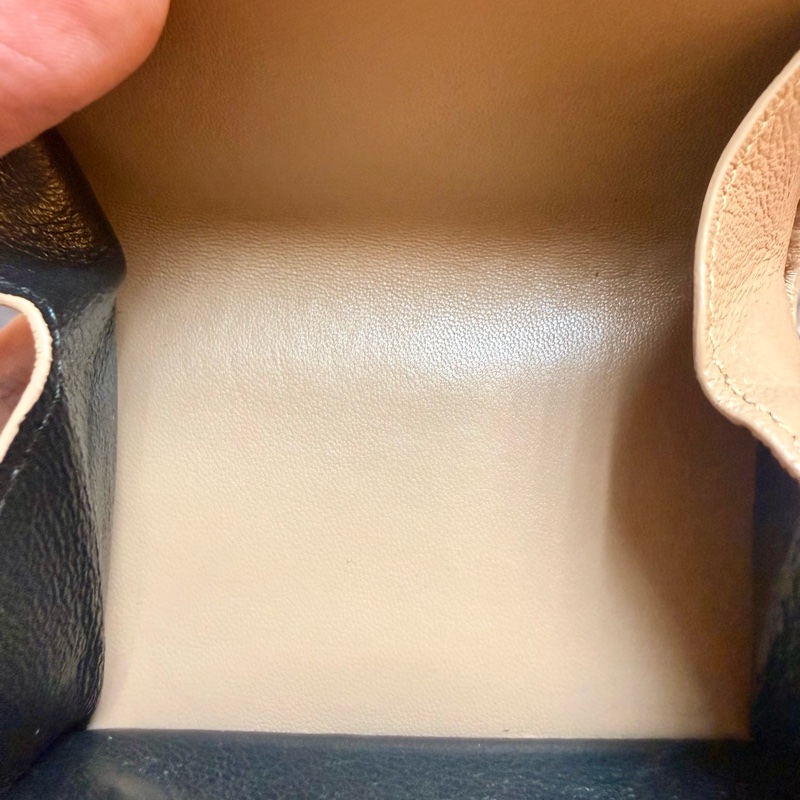 ✔️ Saint Laurent Paris YSL 聖羅蘭 魚子醬牛皮三折短夾(藕粉)-32