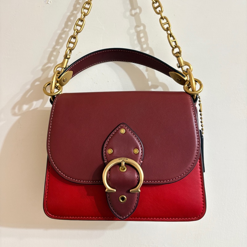 二手閒置coach紅色拼接皮革老花鍊條肩/側背包-1