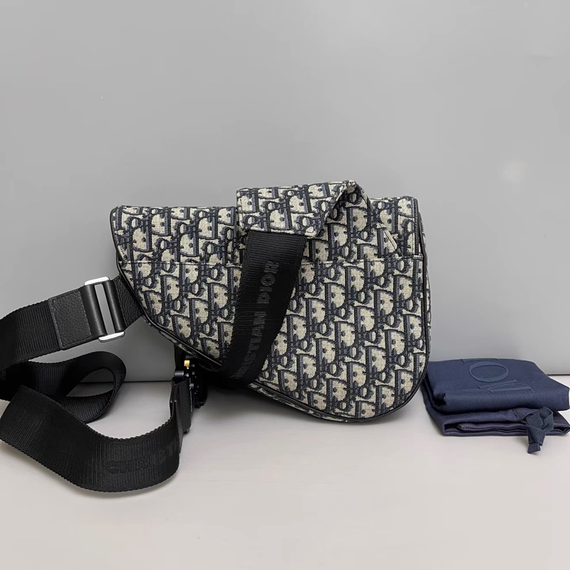 #專櫃12.5萬購入 #近新🉑送禮 #芯片款 Dior saddle馬鞍包 #剛離櫃賠出-5