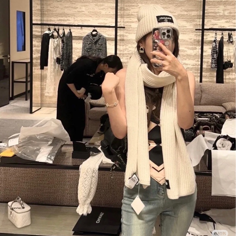 「M.Y精品」 Chanel 小香 圍巾 AA9552 奶油白-「加厚款」100%喀什米爾羊毛-1