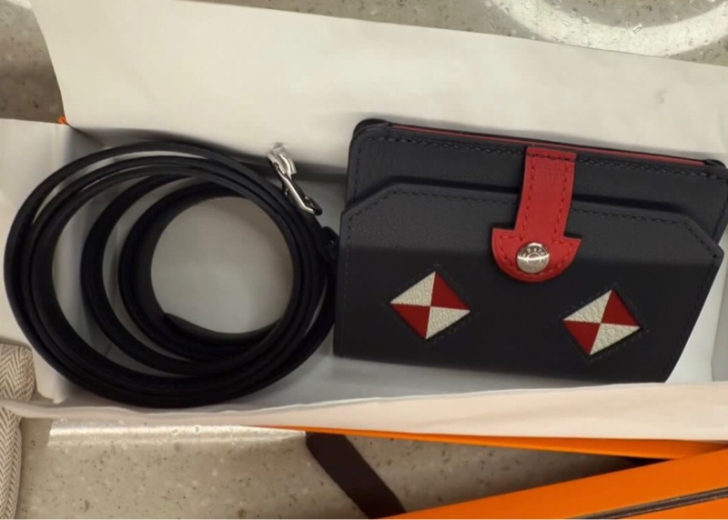 HERMES K刻 蘑菇色Chien卡夾 2025年最新限量發行愛馬仕包包肩背包含肩背愛馬仕包包皮帶全新未拆購於專櫃限量Chien卡夾包愛馬仕包包-3