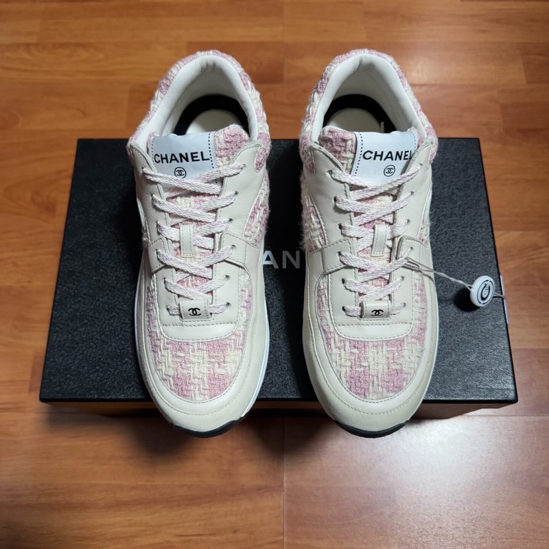 Chanel正品香奈兒徽標粗花毛呢運動鞋 粉米色 38碼-3