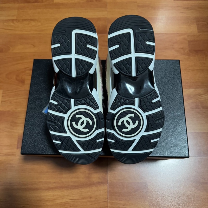 Chanel正品香奈兒徽標粗花毛呢運動鞋 粉米色 38碼-7