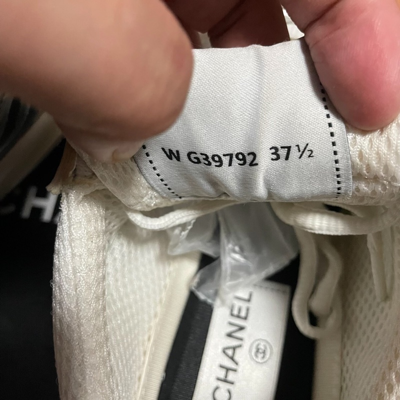 Chanel正品香奈兒銀角大王 白銀色雙C徽標運動休閒鞋37.5碼-5