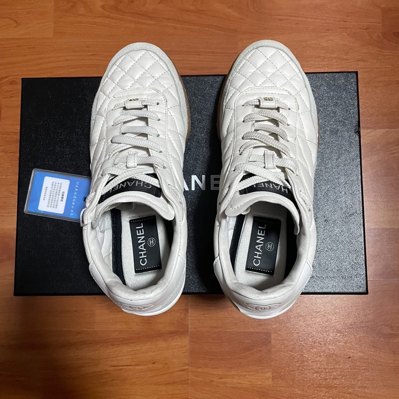 Chanel香奈兒德訓鞋 牛皮低幫休閒鞋 女款 白色 37碼-3