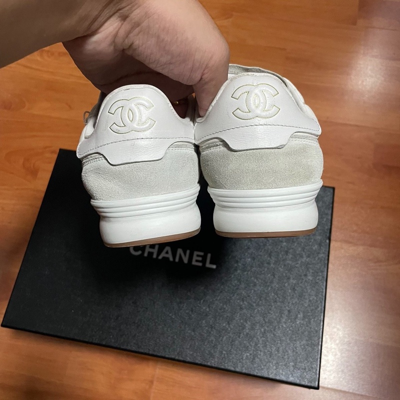 Chanel香奈兒德訓鞋 牛皮低幫休閒鞋 女款 白色 37碼-4