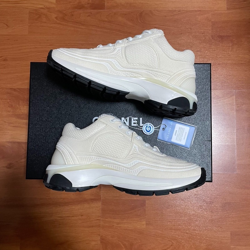 Chanel正品徽標香奈兒24s運動鞋 白色 銀角大王 尺碼：36碼 98新-2