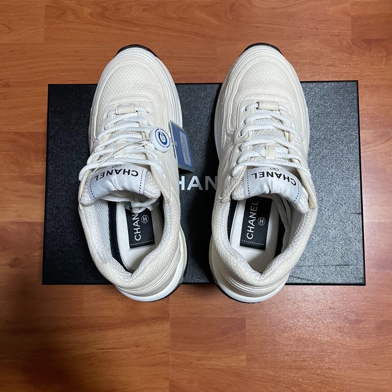 Chanel正品徽標香奈兒24s運動鞋 白色 銀角大王 尺碼：36碼 98新-4