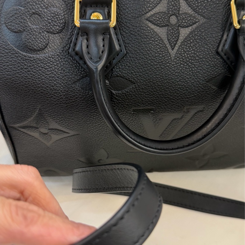 Lv 經典款 M58951 SPEEDY Bondouliere25 黑色 皮革 壓紋波士頓-10