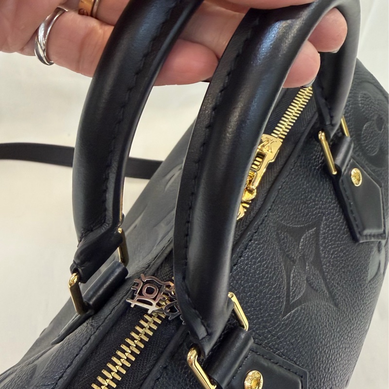 Lv 經典款 M58951 SPEEDY Bondouliere25 黑色 皮革 壓紋波士頓-17