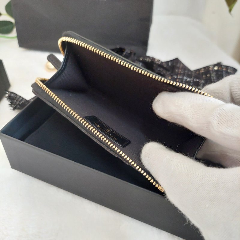 CHANEL金色雙CLOGO菱格粒紋牛皮L型拉鍊卡夾/零錢包(黑色AP5015B)全新品-28