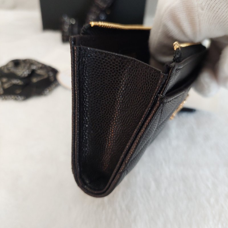 CHANEL金色雙CLOGO菱格粒紋牛皮L型拉鍊卡夾/零錢包(黑色AP5015B)全新品-33