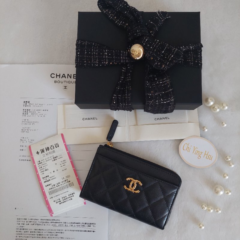 CHANEL金色雙CLOGO菱格粒紋牛皮L型拉鍊卡夾/零錢包(黑色AP5015B)全新品-40