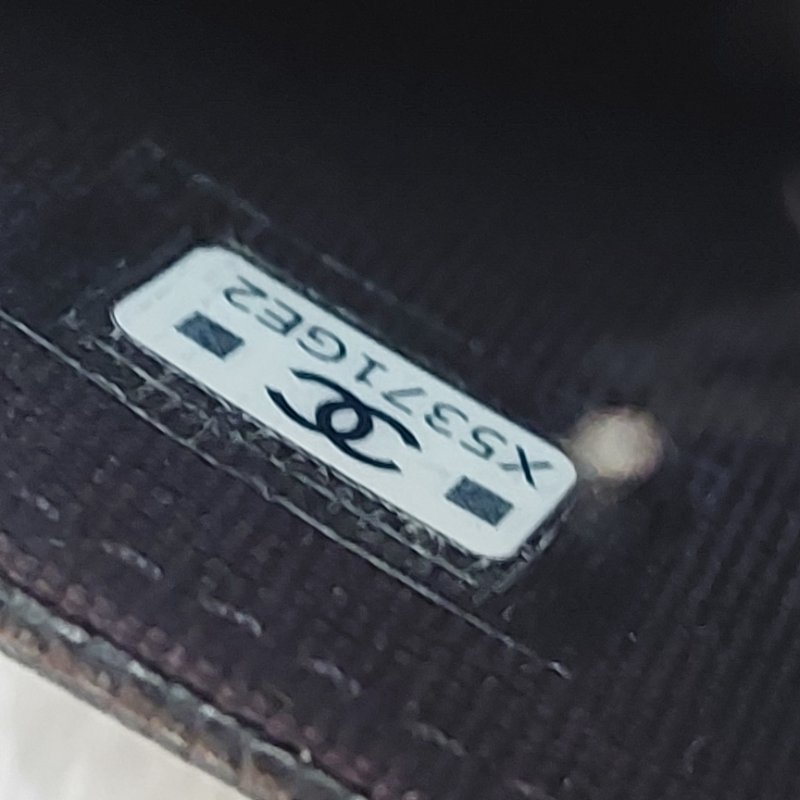 CHANEL金色雙CLOGO菱格粒紋牛皮L型拉鍊卡夾/零錢包(黑色AP5015B)全新品-54