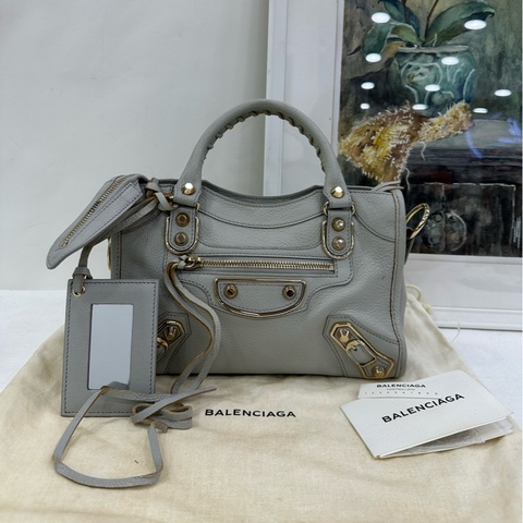 Balenciaga 巴黎世家灰色小號機車包 缺肩帶 尺寸：約24*16*7cm左右