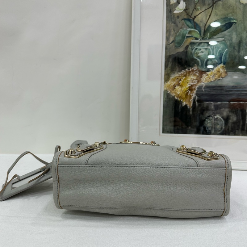 Balenciaga 巴黎世家灰色小號機車包 缺肩帶 尺寸：約24*16*7cm左右-5