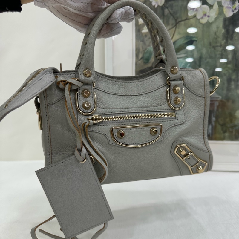 Balenciaga 巴黎世家灰色小號機車包 缺肩帶 尺寸：約24*16*7cm左右-6