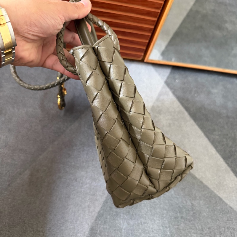 Bv編織羊皮 Small Andiamo 肩背包-5