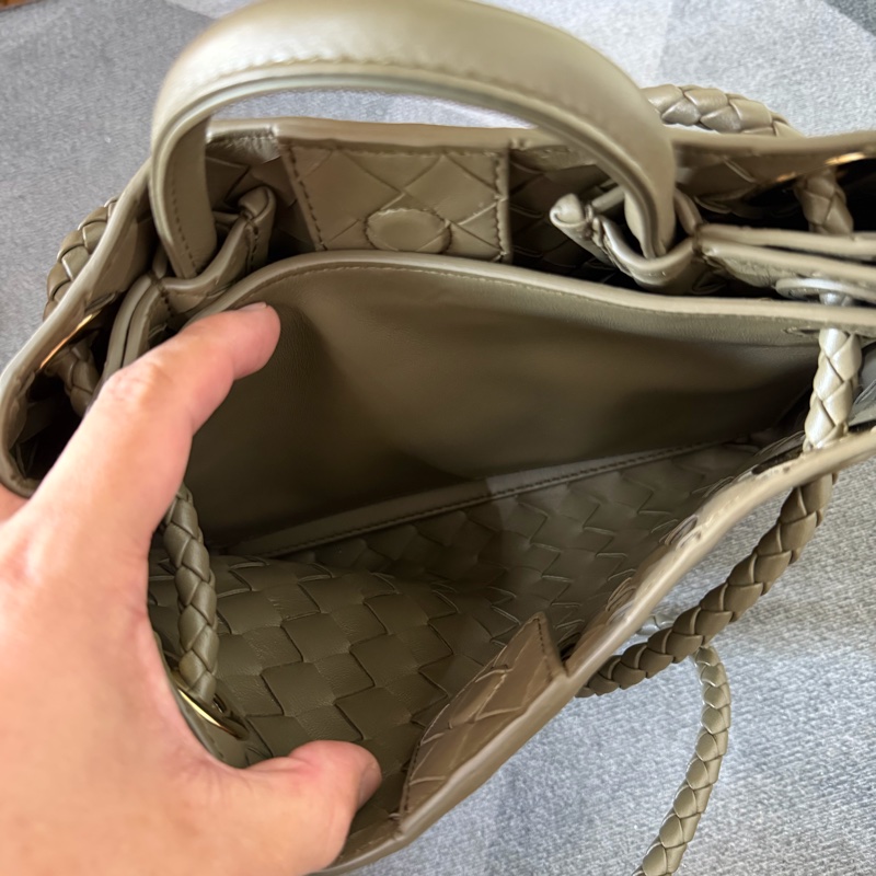 Bv編織羊皮 Small Andiamo 肩背包-8