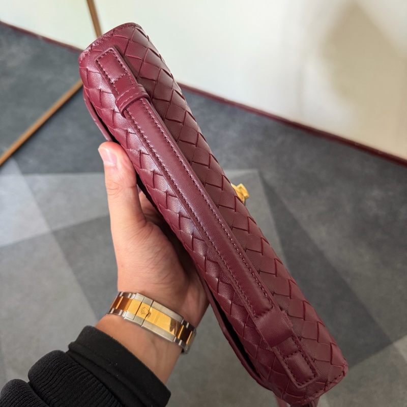 新款Bv信封手提斜背包 巴羅洛酒紅-5