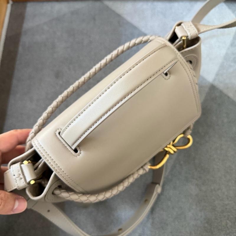 新款Bv small Ciao Ciao 手提/斜背兩用包-4