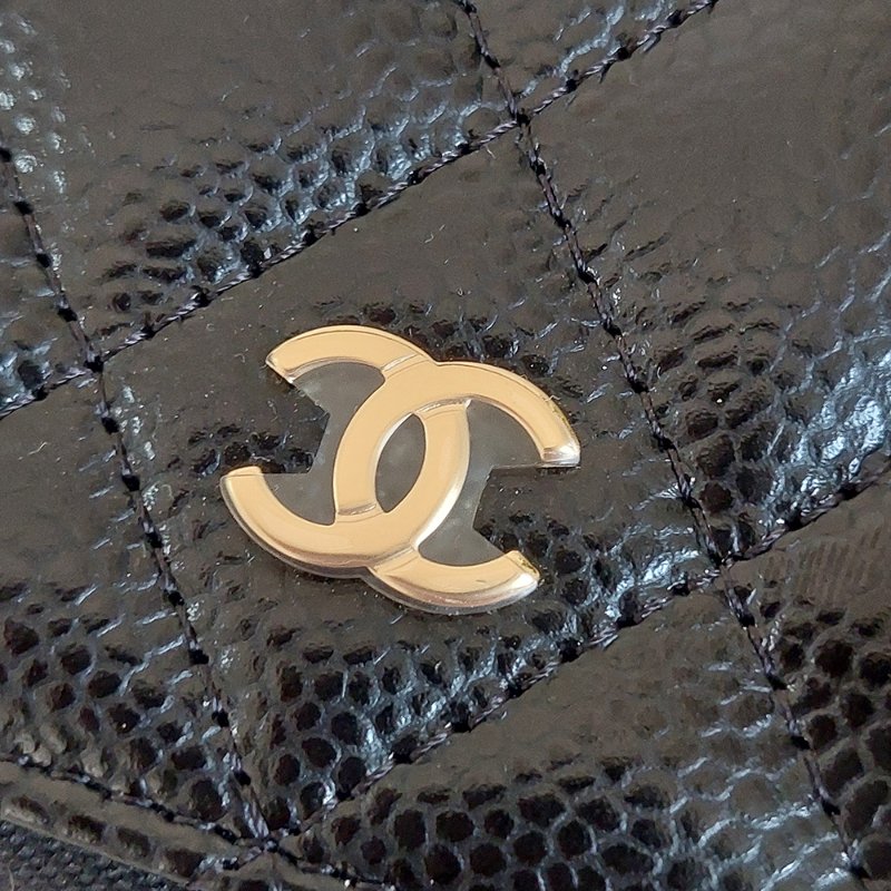Chanel 經典菱格荔枝顆粒紋 小牛皮 雙C Logo 拉鍊卡夾/零錢包(黑x金釦)-11