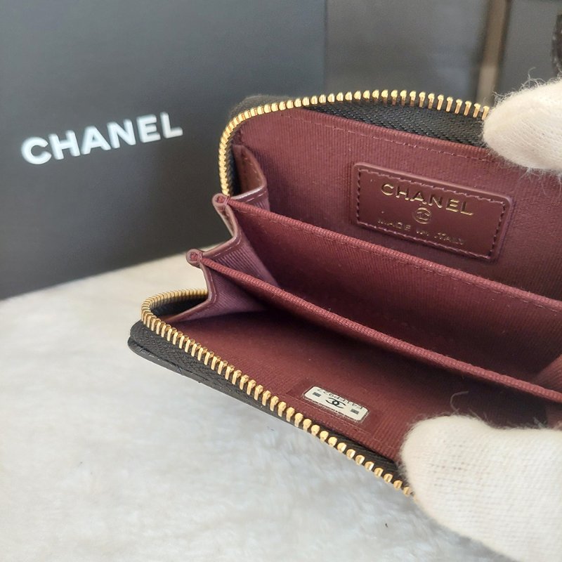 Chanel 經典菱格荔枝顆粒紋 小牛皮 雙C Logo 拉鍊卡夾/零錢包(黑x金釦)-28