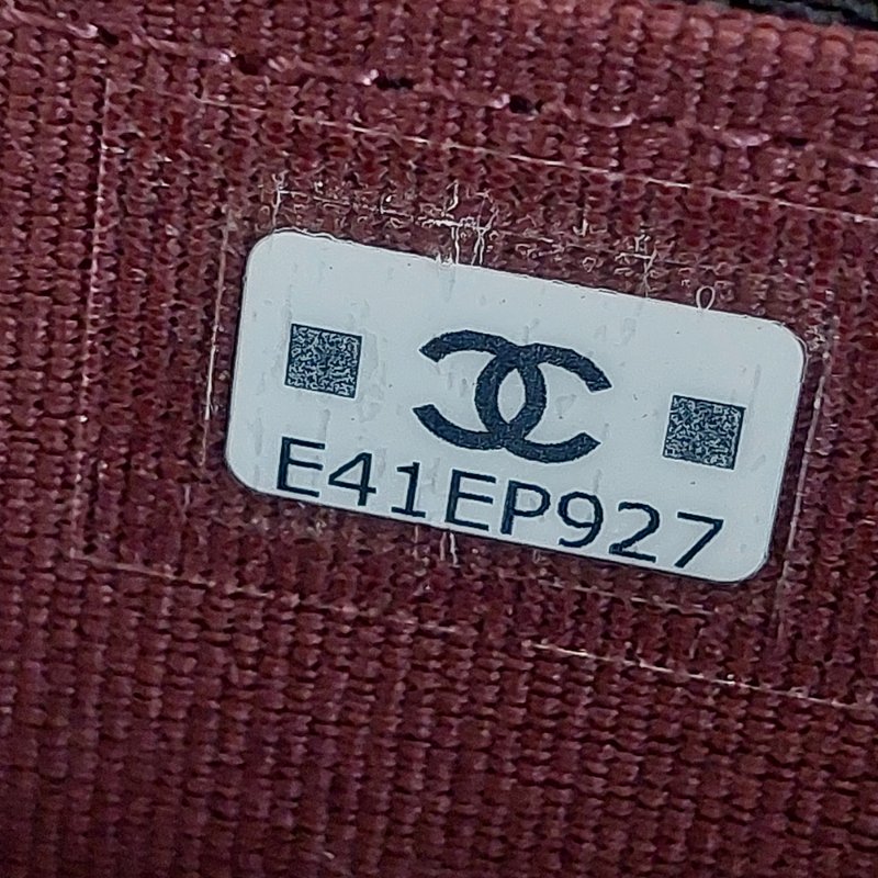 Chanel 經典菱格荔枝顆粒紋 小牛皮 雙C Logo 拉鍊卡夾/零錢包(黑x金釦)-35