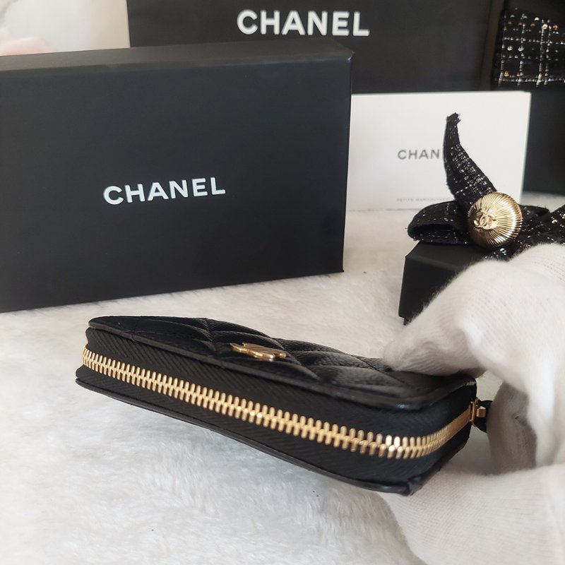 Chanel 經典菱格荔枝顆粒紋 小牛皮 雙C Logo 拉鍊卡夾/零錢包(黑x金釦)-42