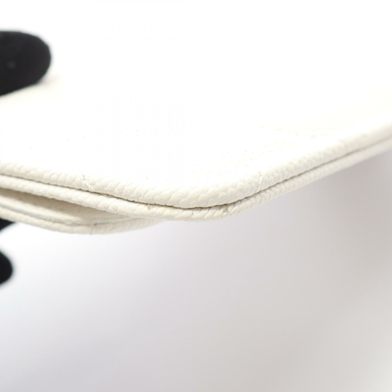 香奈兒 (CHANEL) Matelasse 零錢包 白色粒面小牛皮 二手 女士 金色五金 CC-6