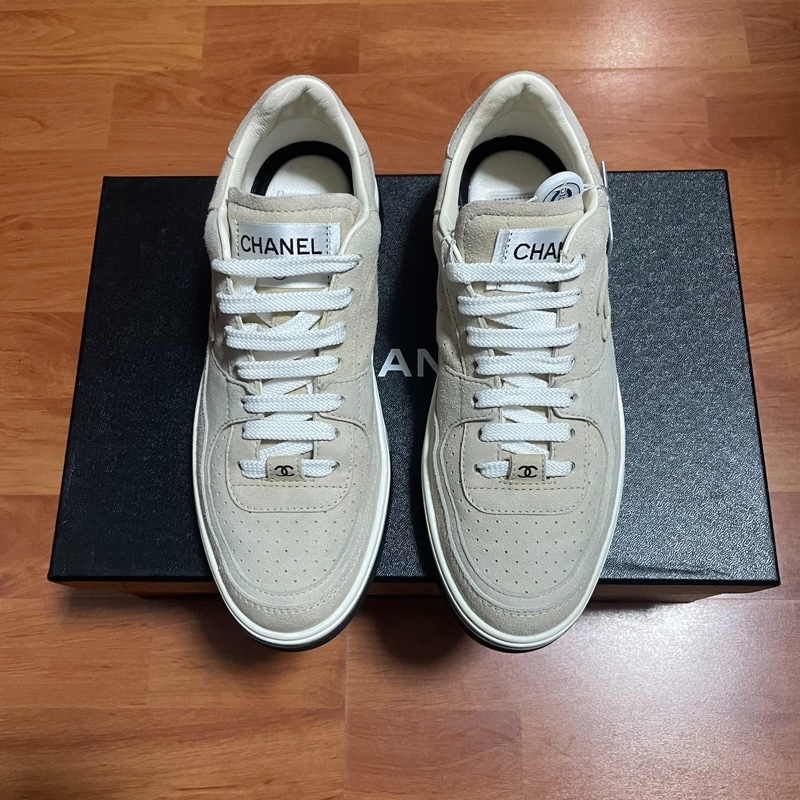 Chanel更是香奈兒徽標絨面低幫板鞋 女款棕色 36碼 99新成色-2