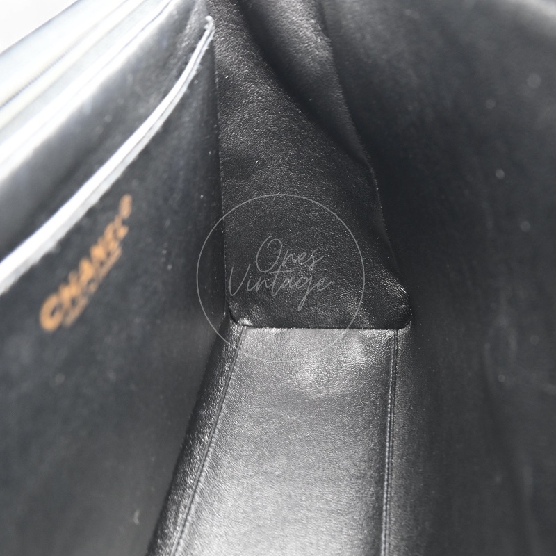 [Pre-owned] Chanel So Black Caviar Shoulder Bag-13