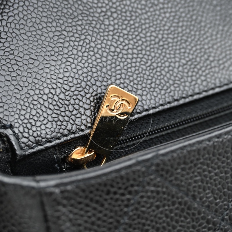 [Pre-owned] Chanel So Black Caviar Shoulder Bag-20