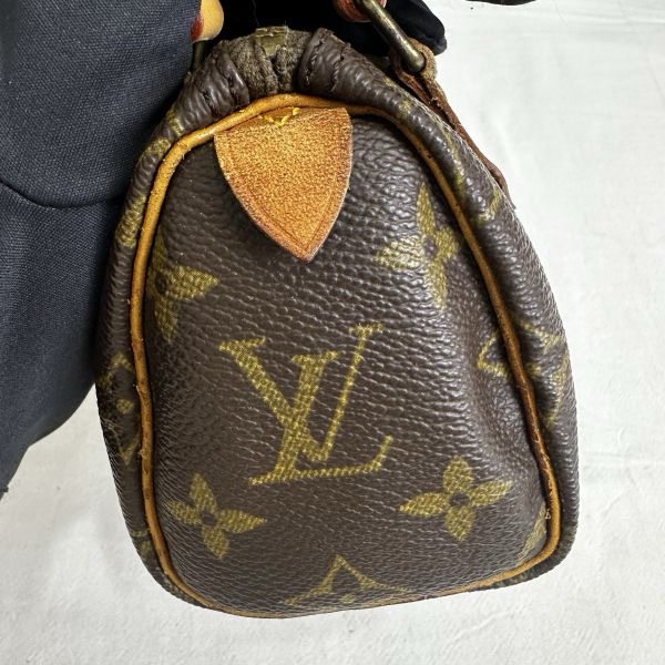 𝐋𝐨𝐮𝐢𝐬 𝐕𝐮𝐢𝐭𝐭𝐨𝐧 中古款 speed nano 手拿包 vintage 特價出清-11