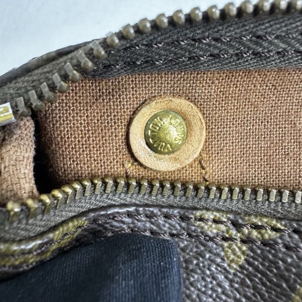 𝐋𝐨𝐮𝐢𝐬 𝐕𝐮𝐢𝐭𝐭𝐨𝐧 中古款 speed nano 手拿包 vintage 特價出清-18