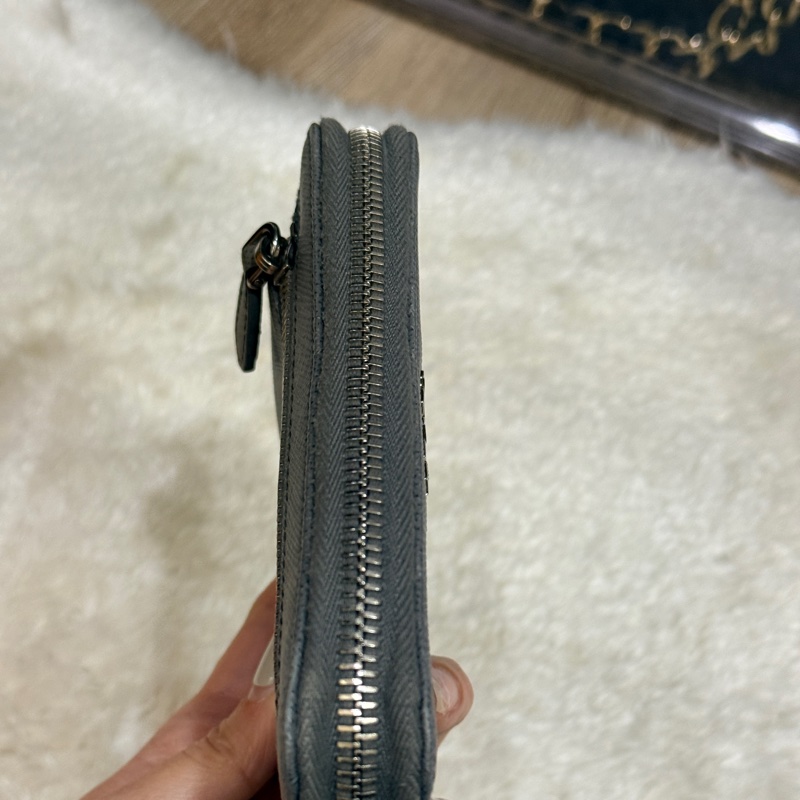 年前出清價甜賣一週🔥Prada正櫃款 石墨灰色 荔紋牛皮 拉鏈錢包 中夾 短夾 有零錢袋-20