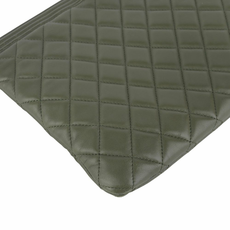 【包稅】CHANEL 男童羊皮手拿包 中 銀色五金 卡其色 36175-2-4