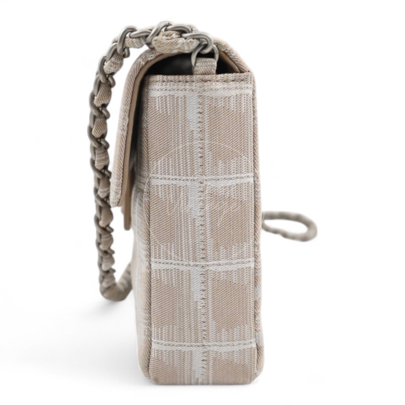 [Pre-owned] Chanel Beige Nylon Travel Line Chocolate Bar Bag-3