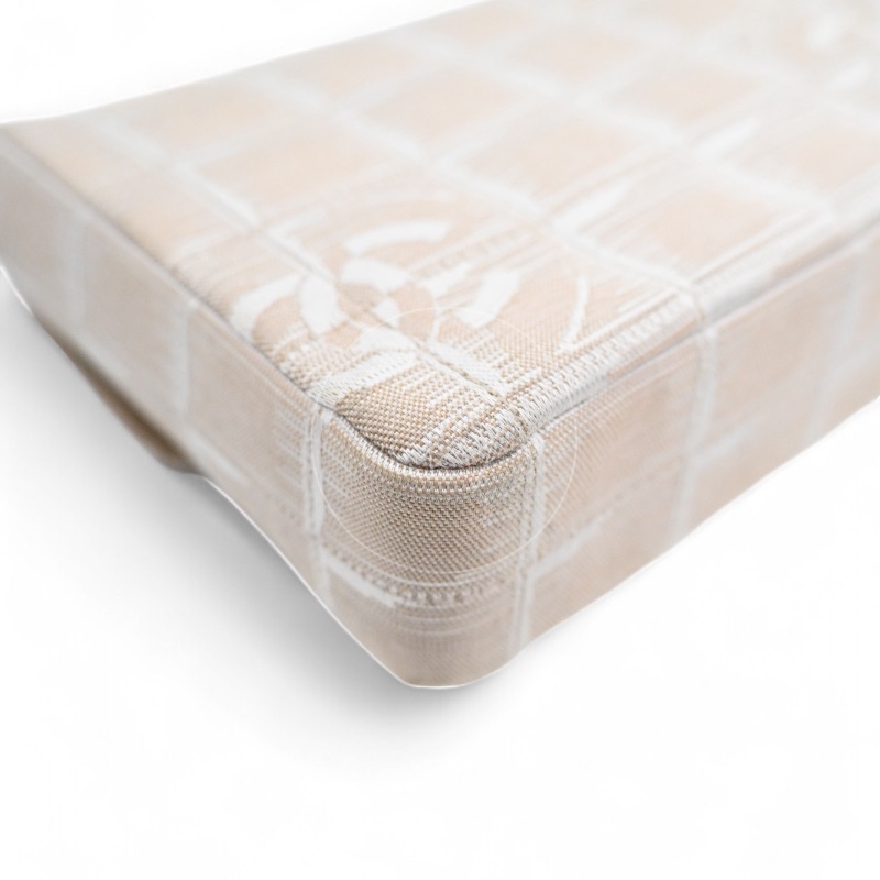 [Pre-owned] Chanel Beige Nylon Travel Line Chocolate Bar Bag-12