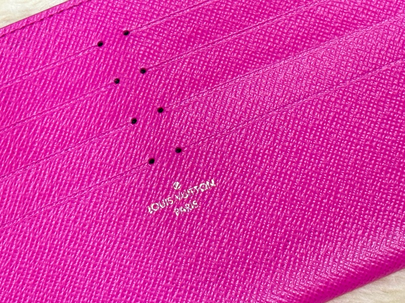 很新很新 未使用品✨ 質感好 容量夠的LV 很好用的扁長夾🏆全牛皮超耐用-1