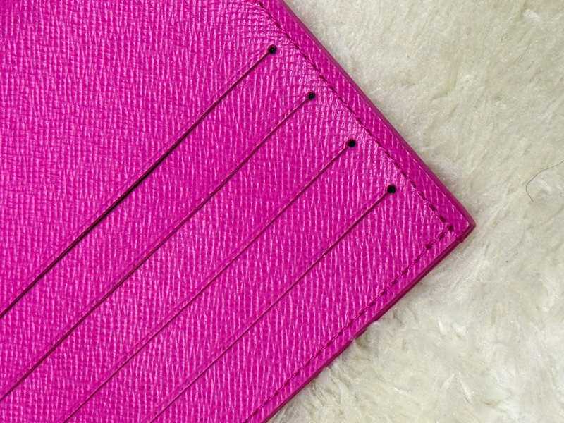 很新很新 未使用品✨ 質感好 容量夠的LV 很好用的扁長夾🏆全牛皮超耐用-5