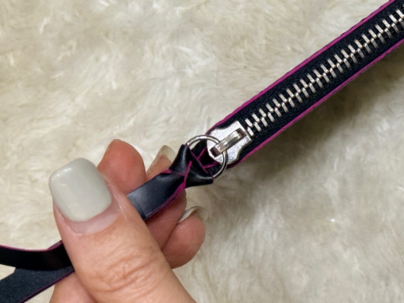 未使用品✨LV黑色 拉鍊長夾 扁長夾 零錢包 鈔票可放不需對折-22