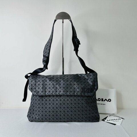 BAOBAO 三宅一生 翻蓋斜背包