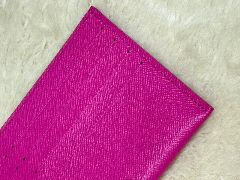 未使用品✨質感好 容量夠的LV 很好用的扁長夾🏆全牛皮超耐用-20