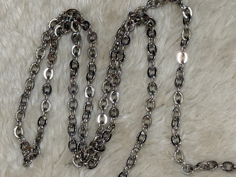 未使用品✨LV黑色斜背包 水波紋 耐用耐磨  可放大手機 護照 輕便容量夠 出國好用✈️-25