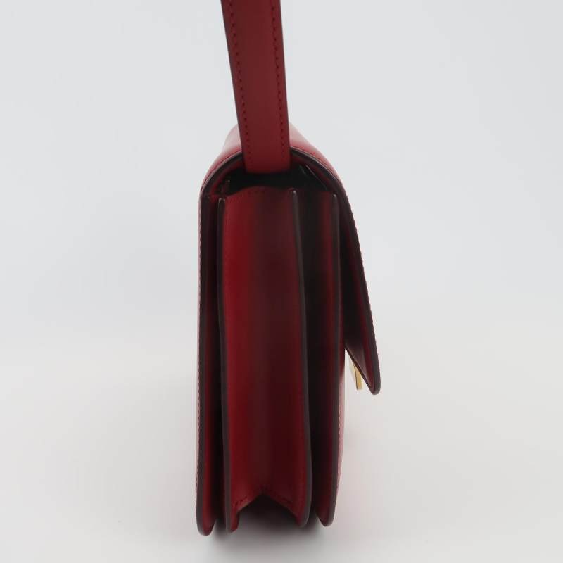 Celine ClassicBox豆腐包中號牛皮純色按壓式鎖扣斜挎包單肩包-3