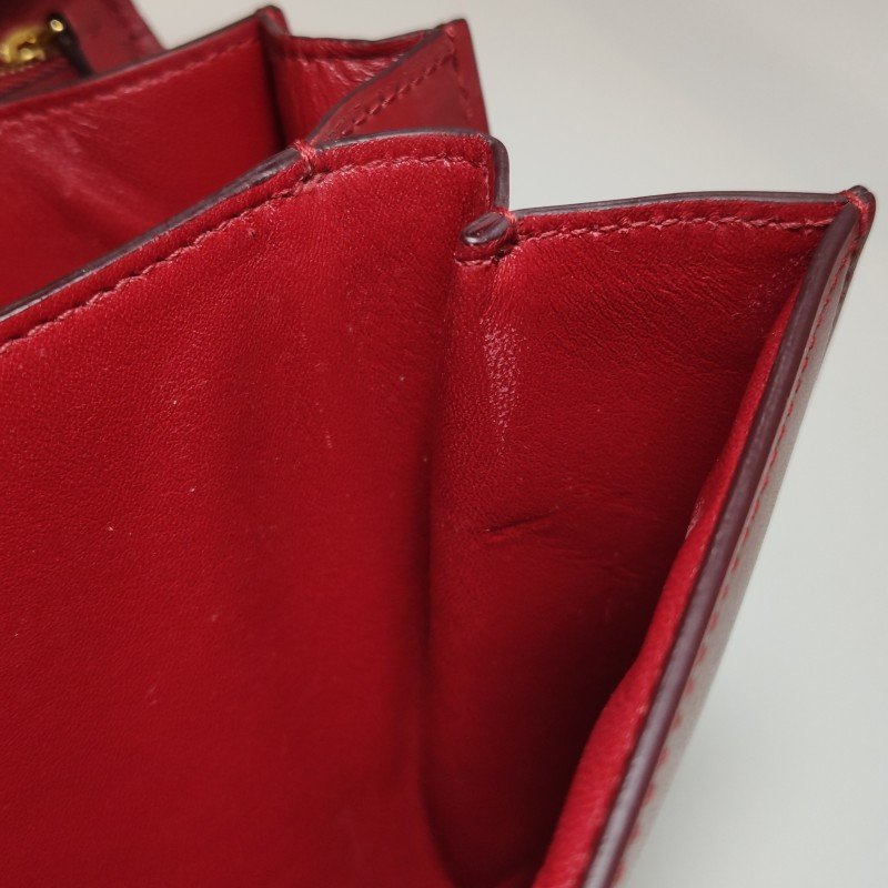 Celine ClassicBox豆腐包中號牛皮純色按壓式鎖扣斜挎包單肩包-9