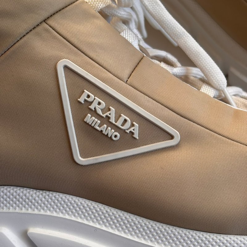 ::PRADA:: Calzature Donna Sneakers 沙色尼龍潮流白底高筒休閒鞋 運動鞋 (38.5號)-10
