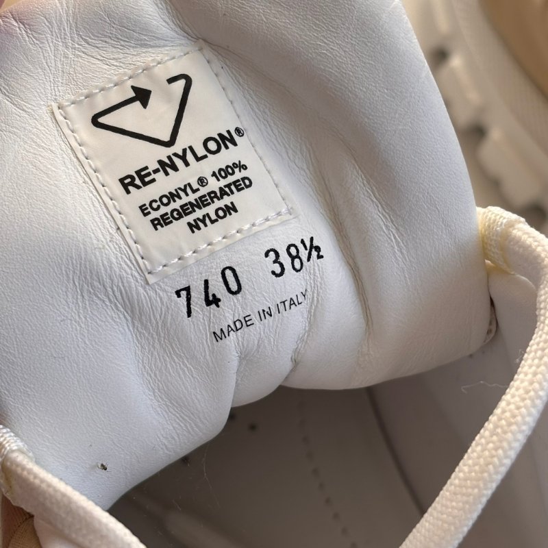::PRADA:: Calzature Donna Sneakers 沙色尼龍潮流白底高筒休閒鞋 運動鞋 (38.5號)-23